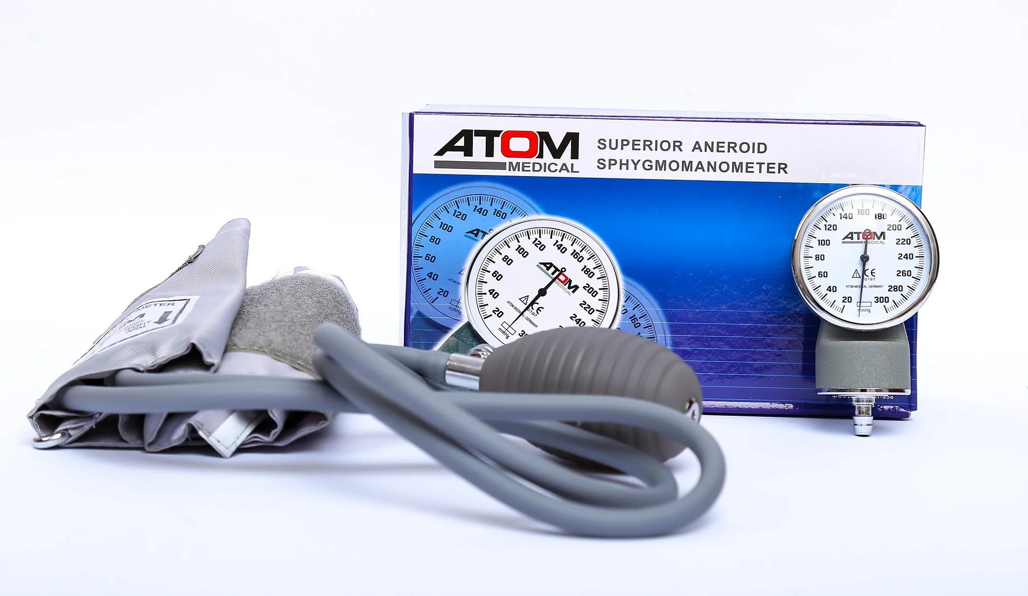 Atom manual BP apparatus